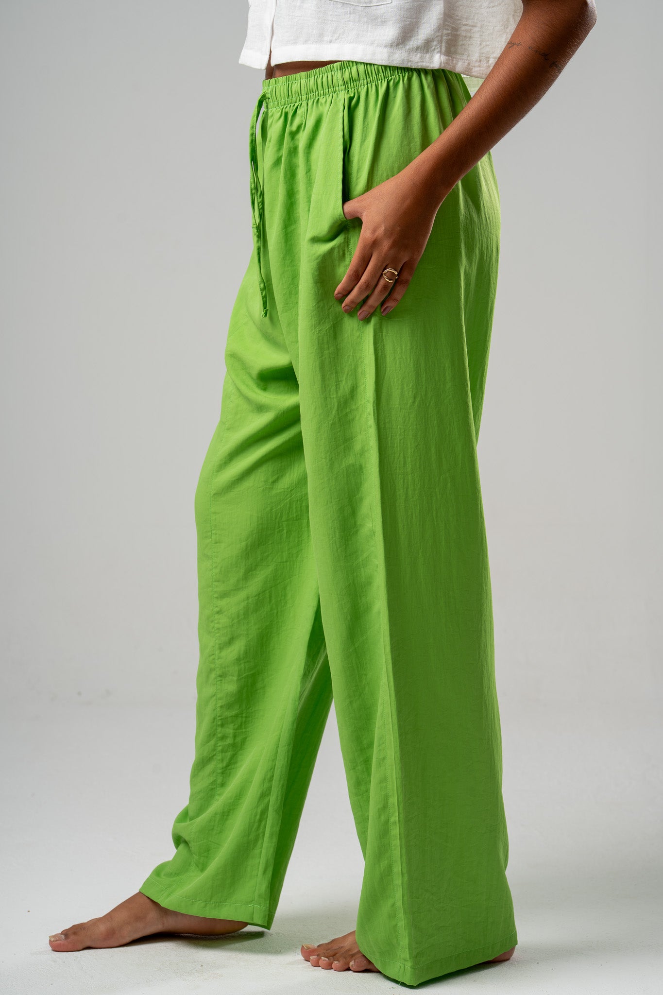 Breeze-Leg Pants